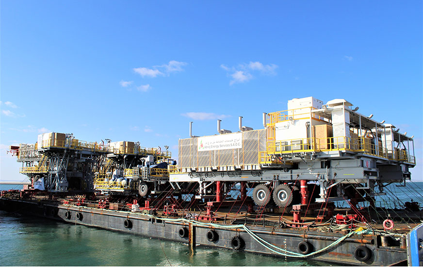 Mammoet is contracted to deliver two onshore oil rigs from United Arab ...
