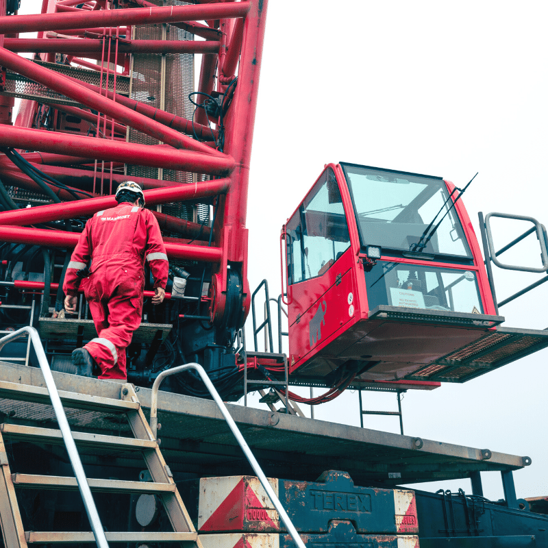 Mammoet crane operator at work