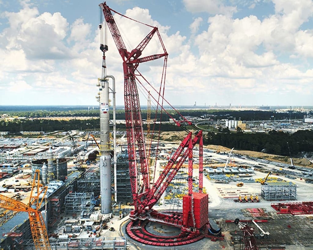Milestone lift in US Mammoet news