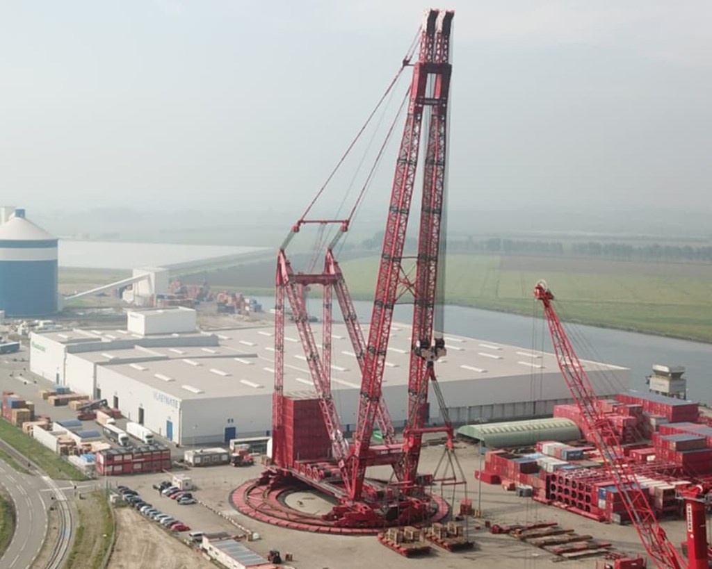 Crane upgrade for Jamnagar refinery Mammoet news