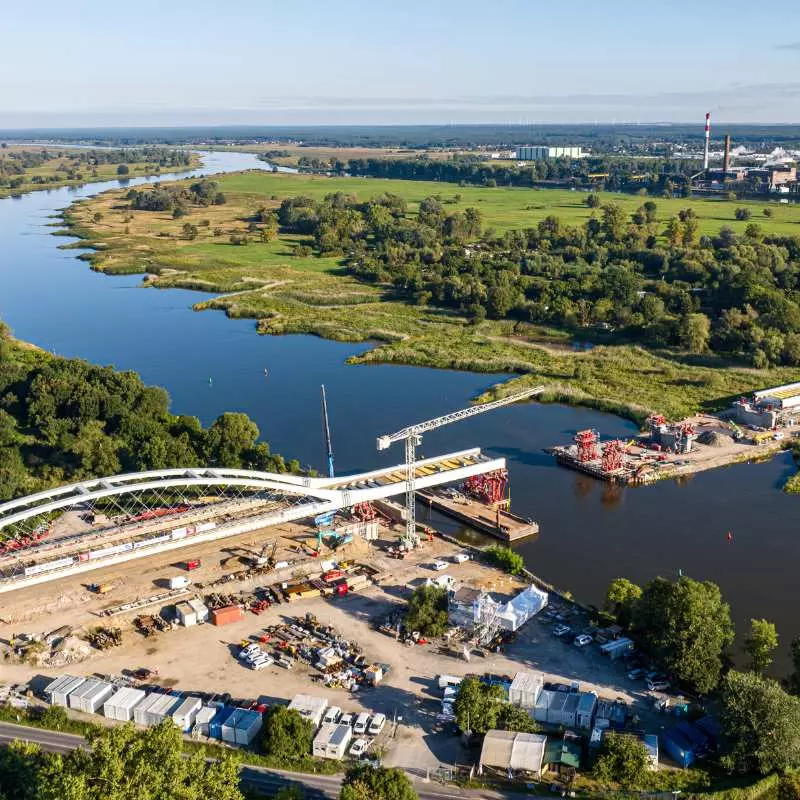 innovative network arch bridge with carbon hangers