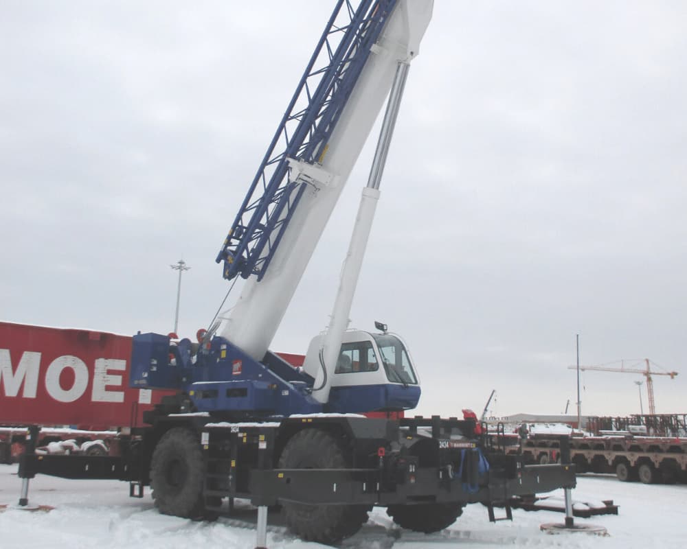 GR-1000XL-2 rough terrain crane | Mammoet