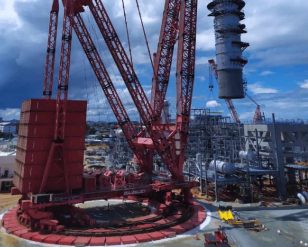 PTC150DS ring crane Mammoet equipment